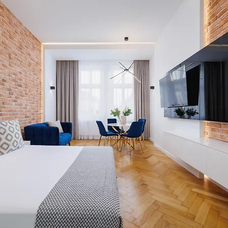 Kazimierz District - Dietla 21 Street Cracovia